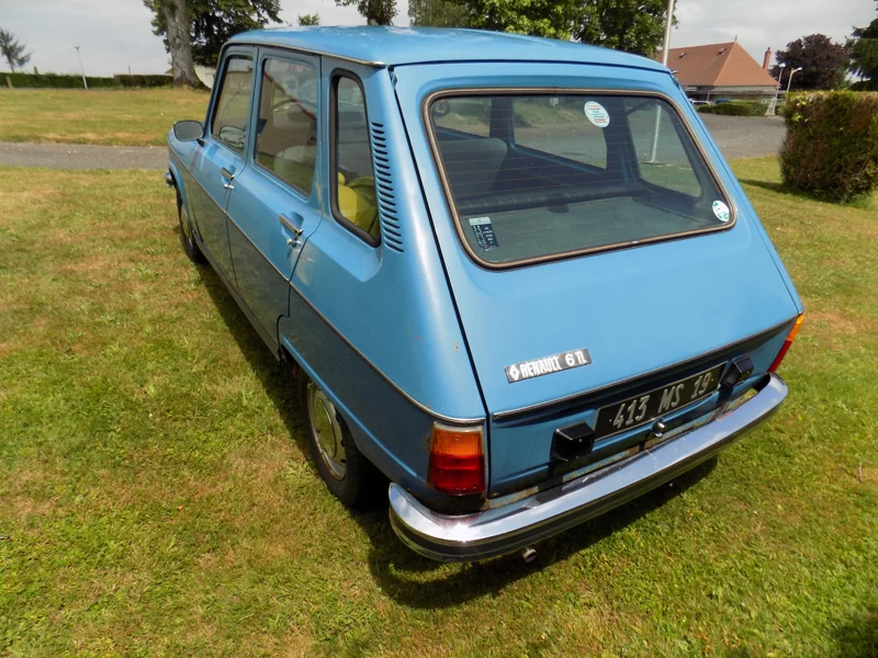 Renault 6 - Arrière