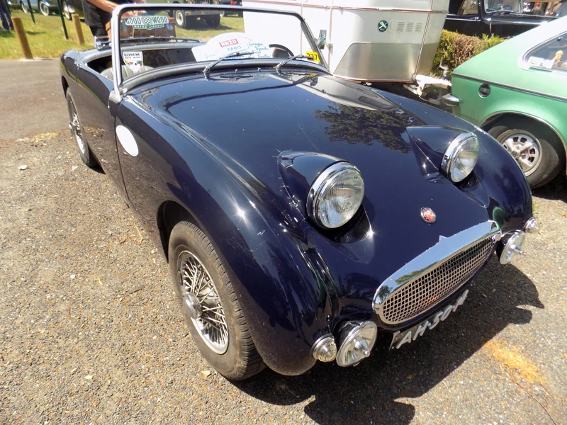 Voiture de marque inconnue
