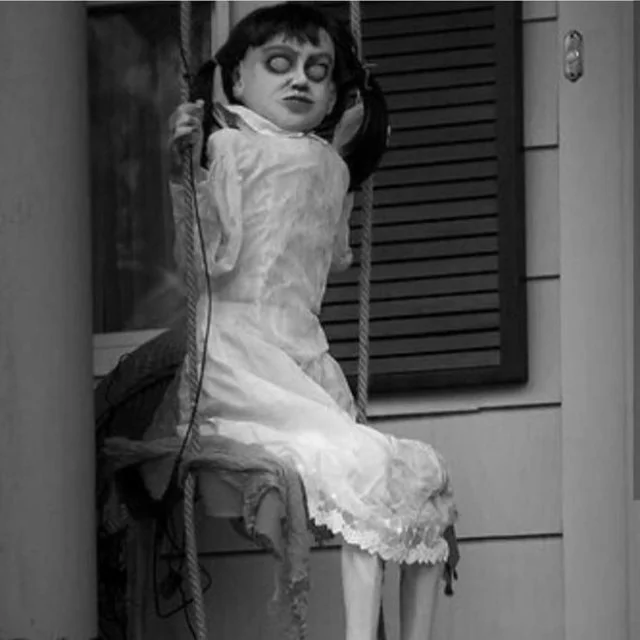 Une poupée d'enfant